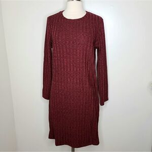Papillion | NWT Red & Blk Slit Knee Sweater Dress